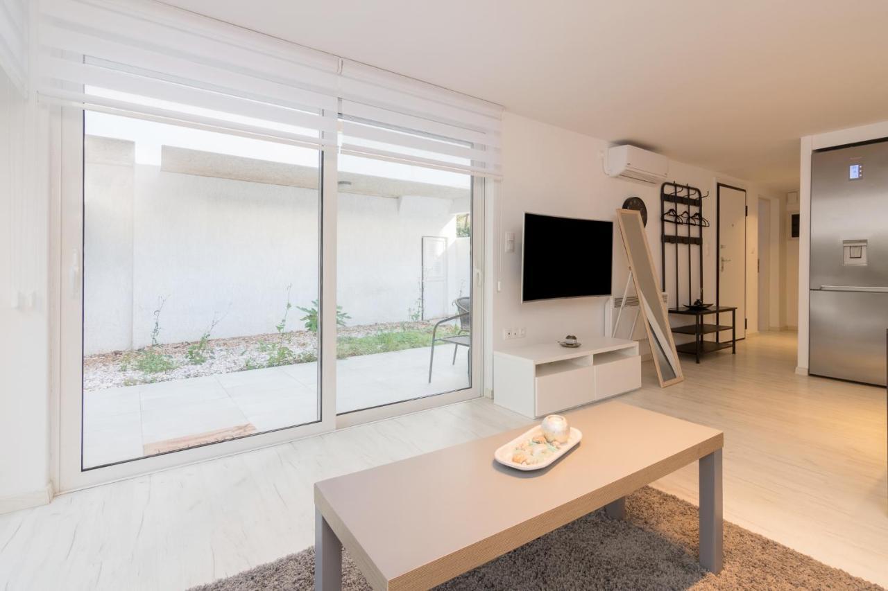 Apartment For 3 Ppl In Várkiza Exteriér fotografie
